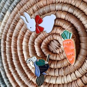 NEW Bunny Rabbit Themed Enamel Pin Set